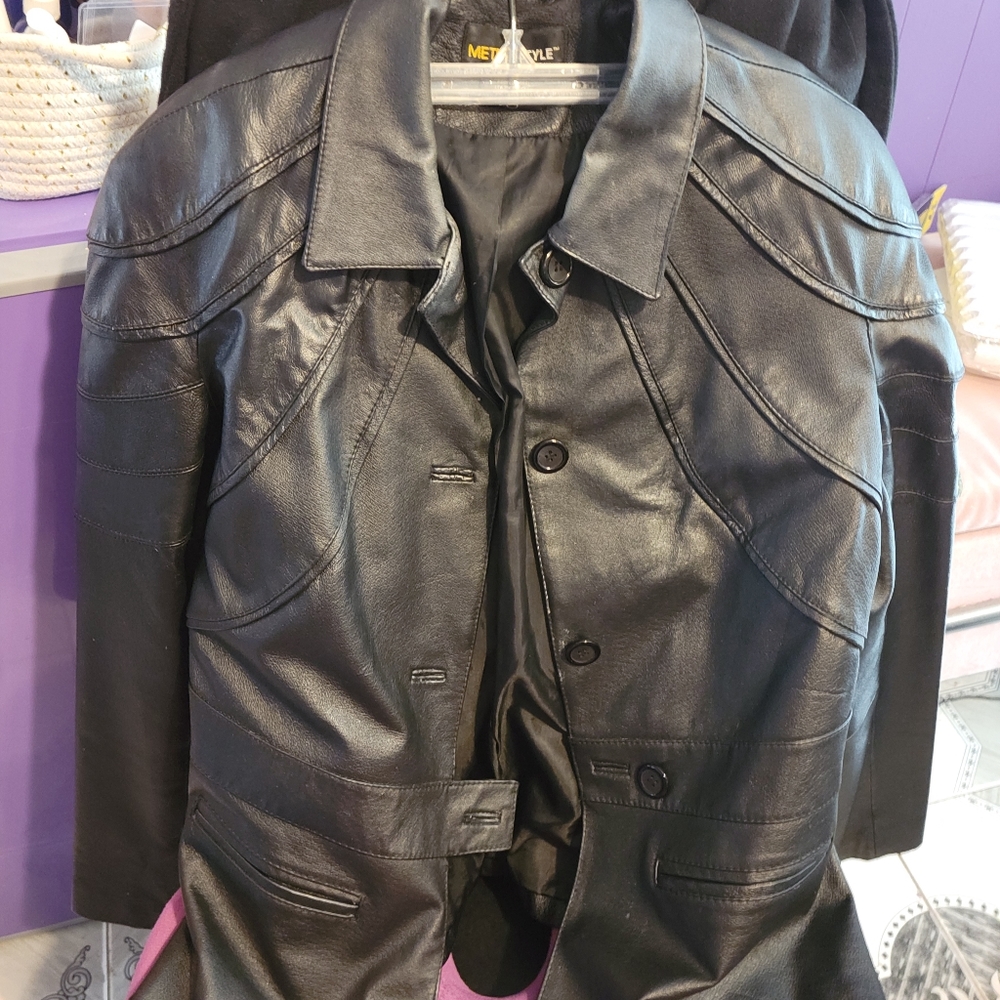Metrostyle Stylish Inset Waist Ladies Leather Jacket 8